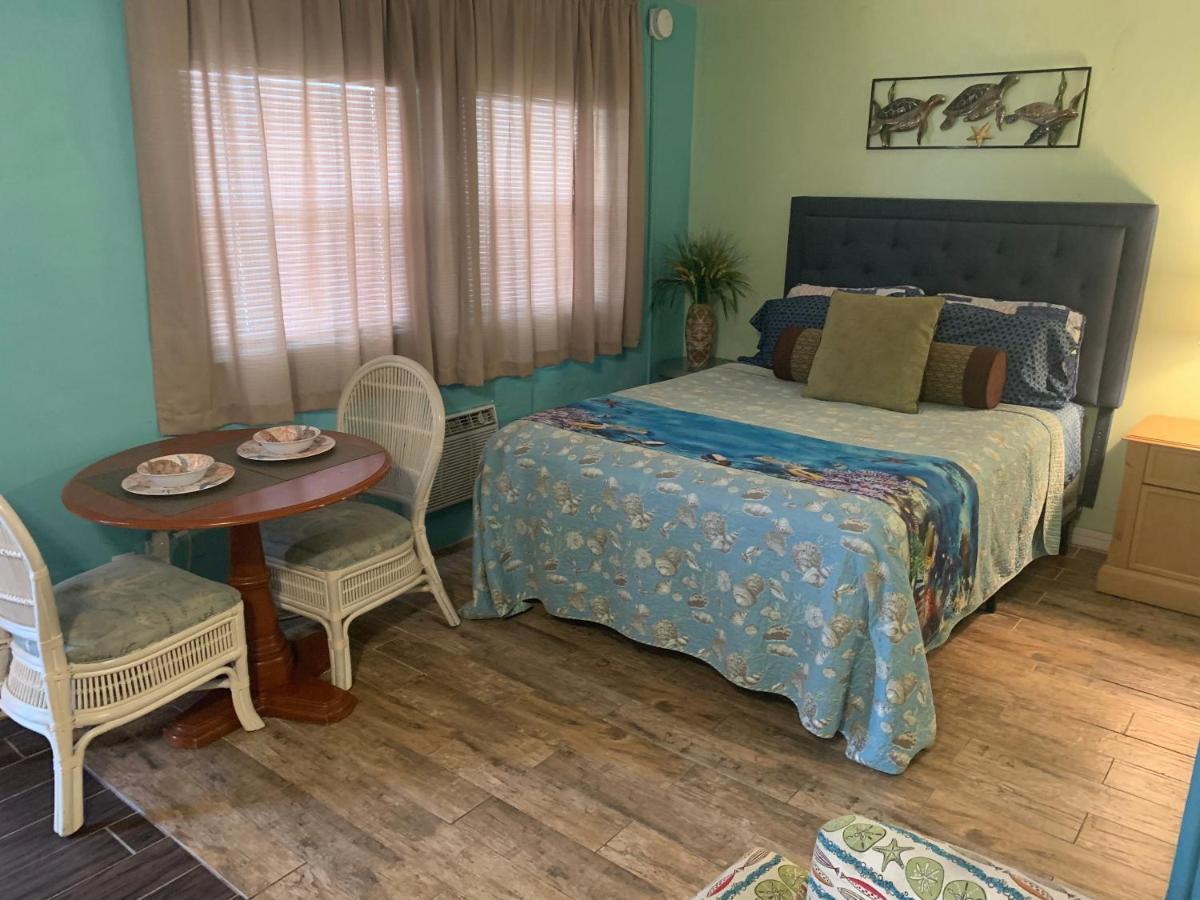 Michaels Siesta Studios Redington Shores Esterno foto