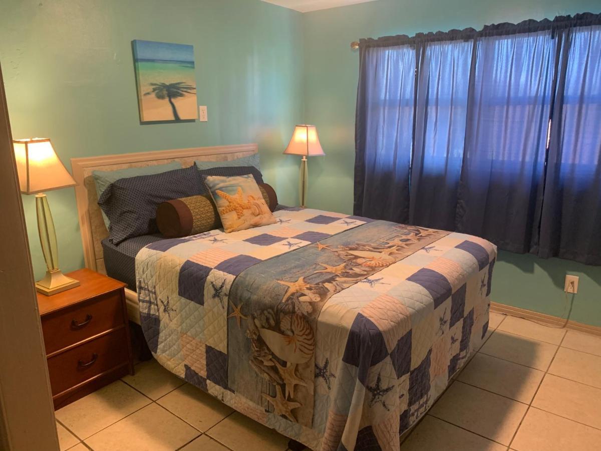 Michaels Siesta Studios Redington Shores Esterno foto