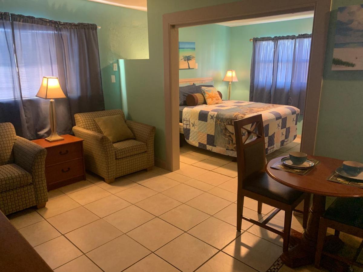 Michaels Siesta Studios Redington Shores Esterno foto